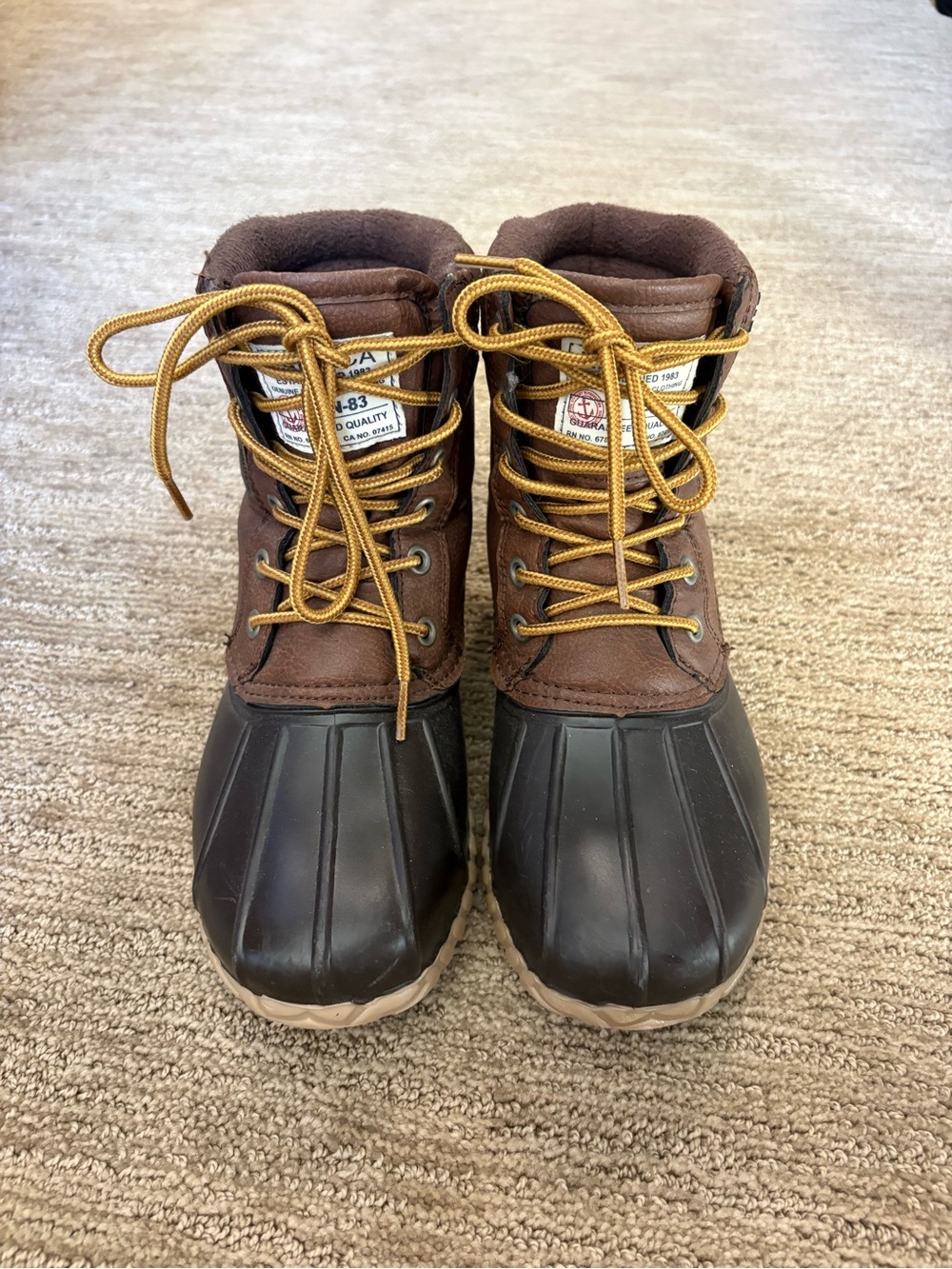 Nautica Brown and Black Waterproof Duck Boots with Tan Laces